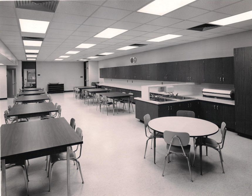 Woodcrest Elementary School by Alden B. Dow Alden B. Dow